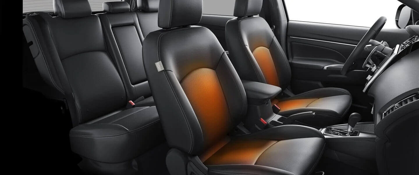 Habitacle somptueux aux matériaux de qualité du Mitsubishi RVR 2026.